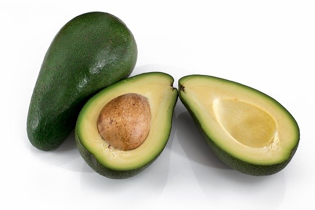 6 simpele keto snacks, avocado